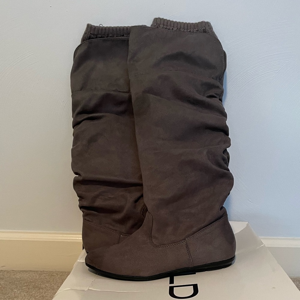 Aldo Grey boots